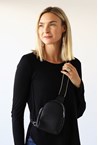 CROSS BODY BAG - black