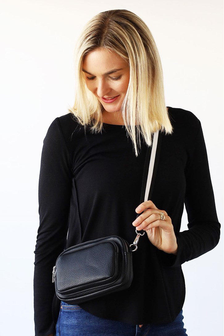 ZIP CROSS BODY BAG