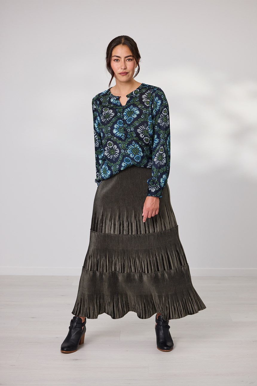 VELVET PLEAT SKIRT