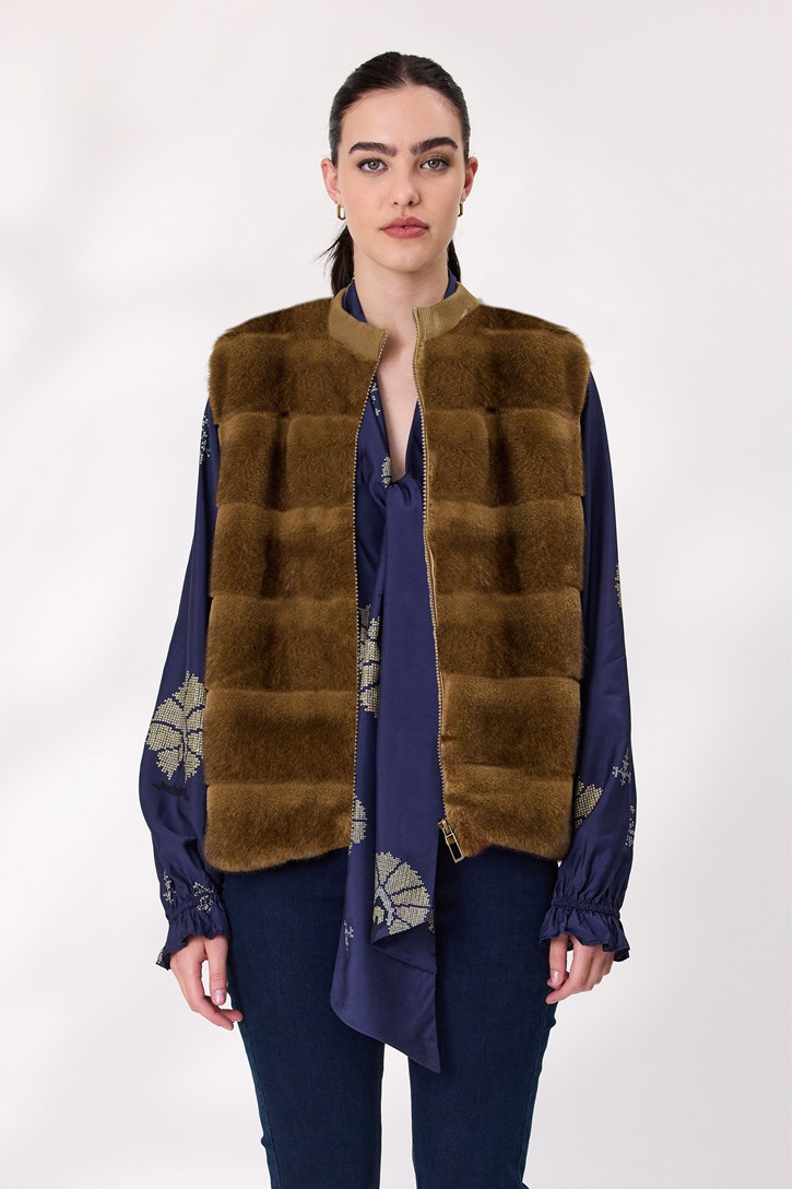 DESIRE FUR VEST