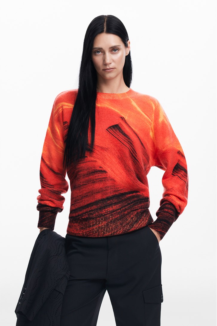 KNITTED SWEATER