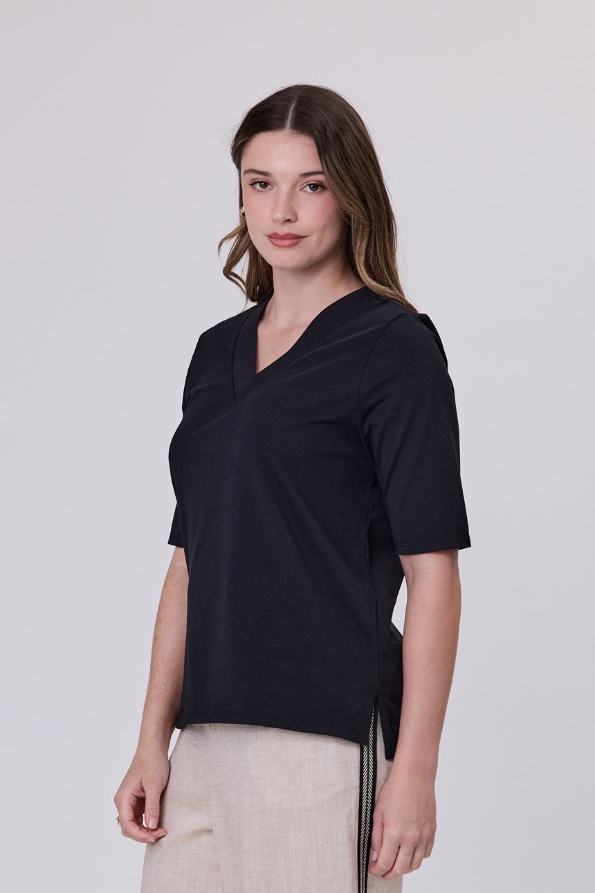 NOELLE TEE