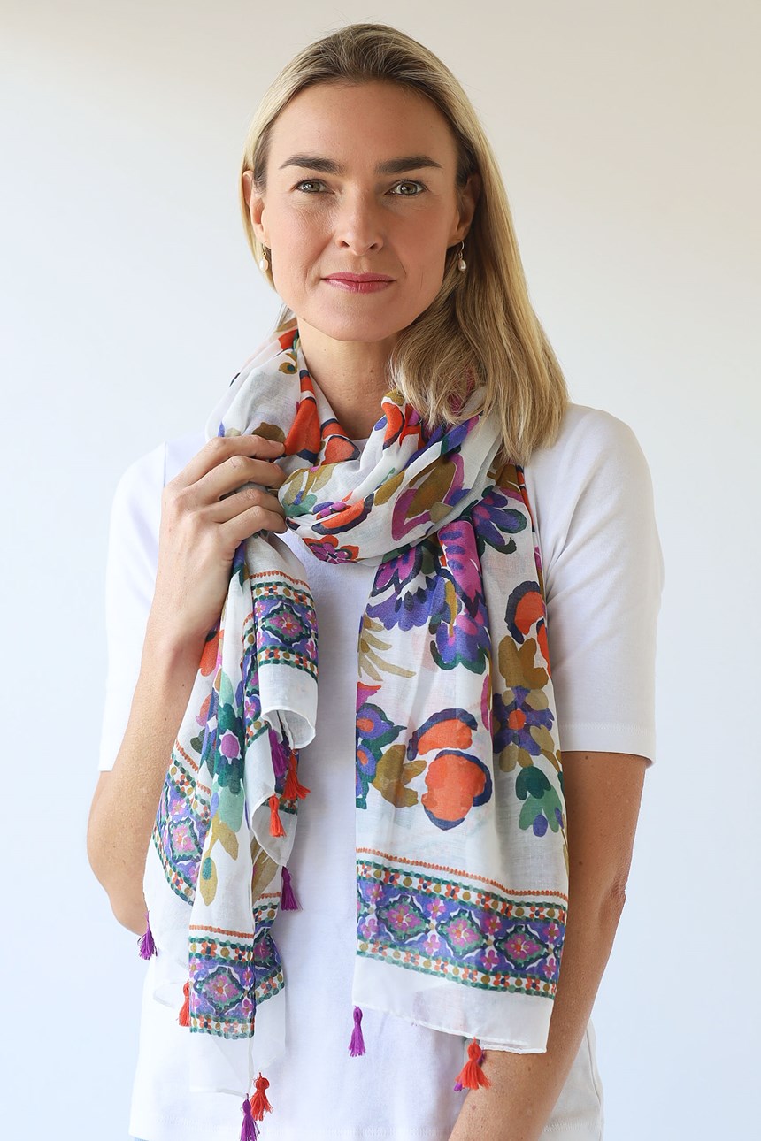 FLOWER TASSLE SCARF
