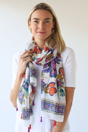 FLOWER TASSLE SCARF
