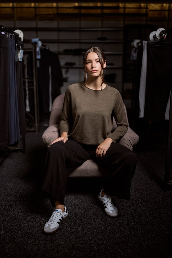 HOLLIE MERINO KNIT