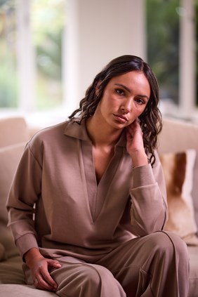 VELOUR RIB COLLAR TOP