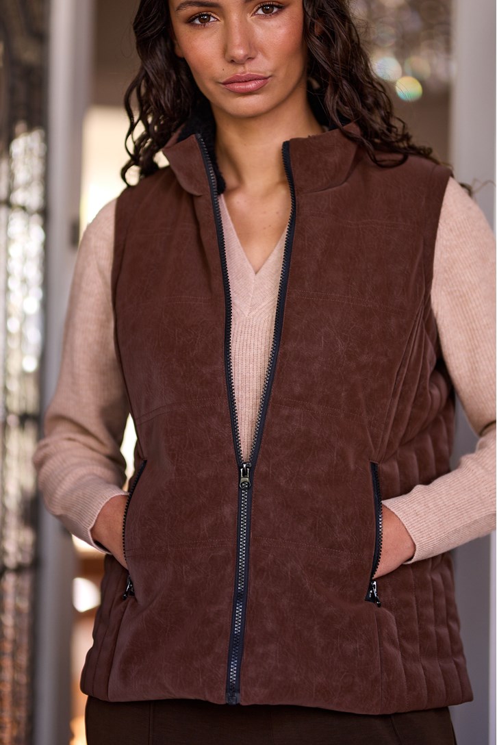 SUEDE QUILT VEST