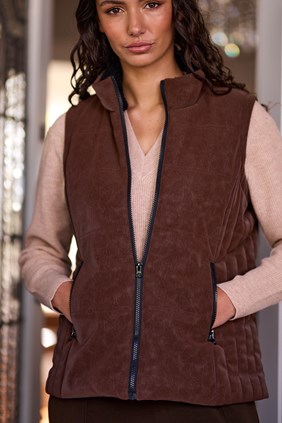 SUEDE QUILT VEST