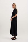 STELLA TEE - black