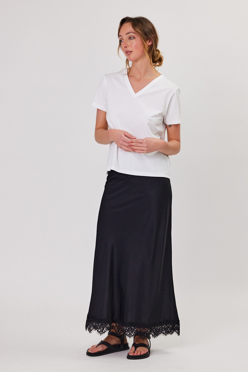 ANYA TOP